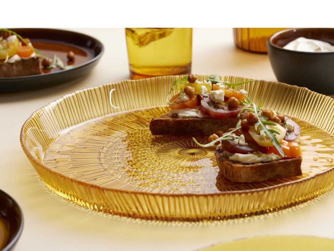 Bitz Kusintha Round Serving Dish 30 cm in Amber (10)