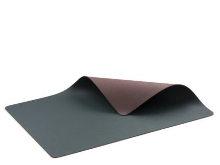 Reversible Placemat 46 × 33 cm, 4 pcs – Pine Green/Dark Brown