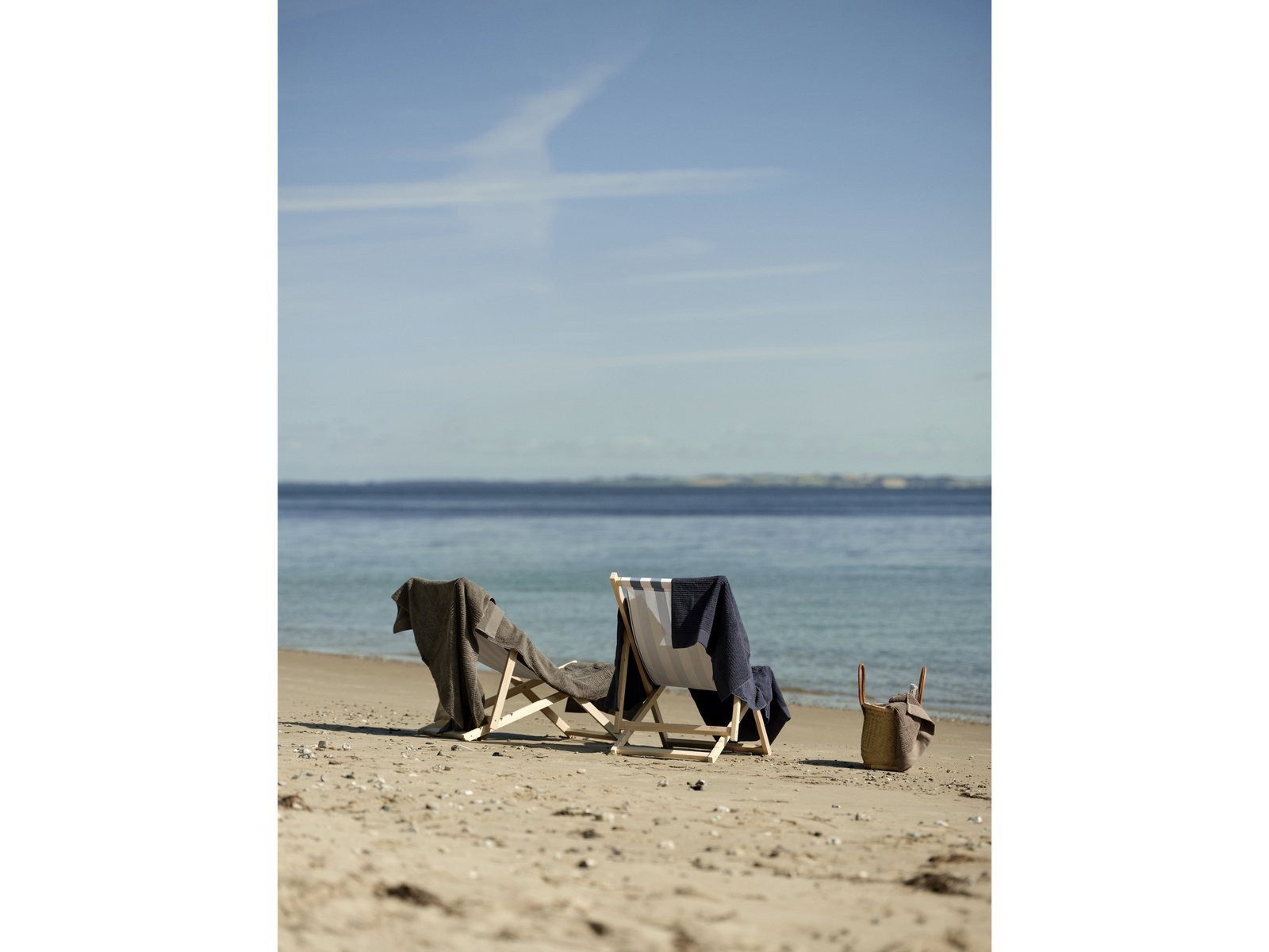 Bath Towel Classic Dark Blue - Image 6