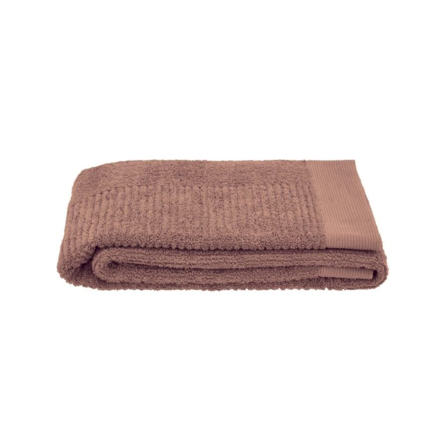Classic Bath Towel 70 × 140 cm – Peach Red