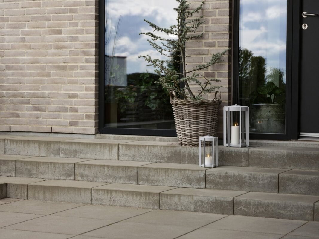 Zone Denmark Firefly Lantern 25 cm in Soft Grey (9)