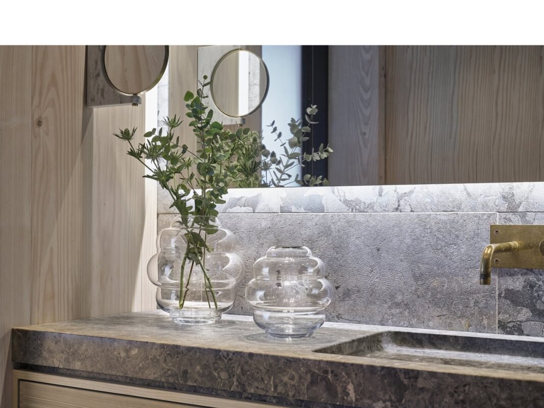 Villa Collection Bubble Vase 20 × 20.5 cm in Clear (2)