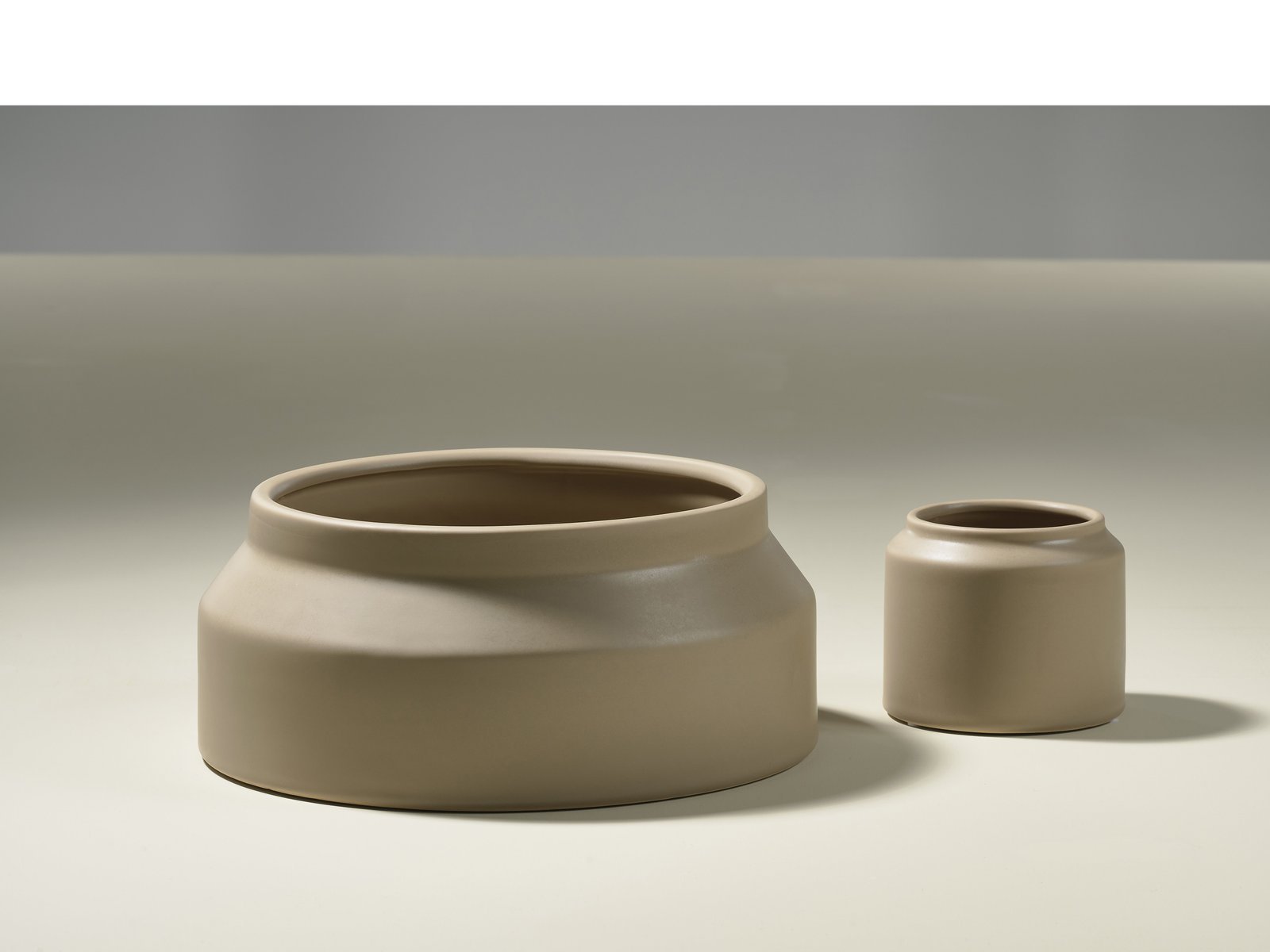 Flowerpot Strat D12.3X10Cm Sand Stoneware - Image 2