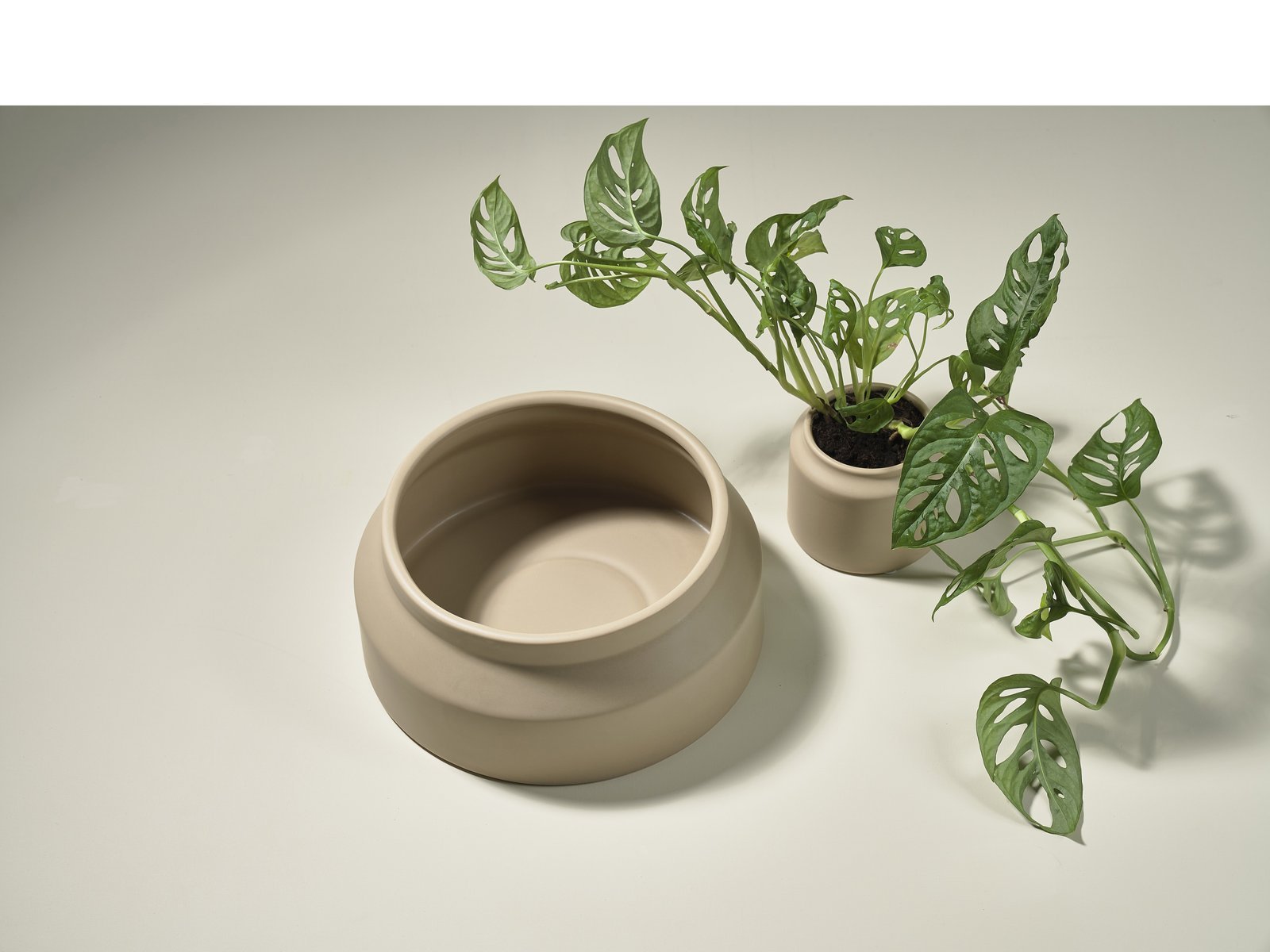 Flowerpot Strat D12.3X10Cm Sand Stoneware - Image 5